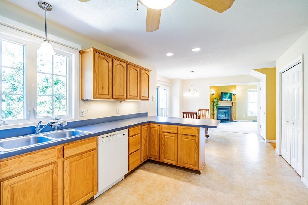 439 Springdale Road Westfield, MA 01085 - Photo 19 of 42 Gallery Image 19