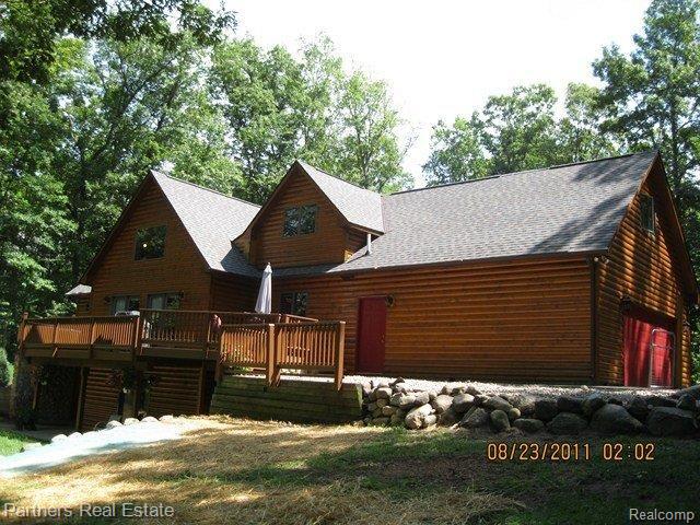 5246 King Road Howell, MI 48843 - Photo 23 of 24 Rear View