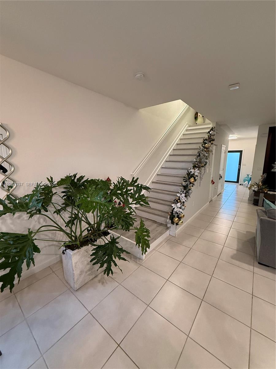 25216 Southwest 108th Court Homestead, FL 33032 - Photo 13 of 36