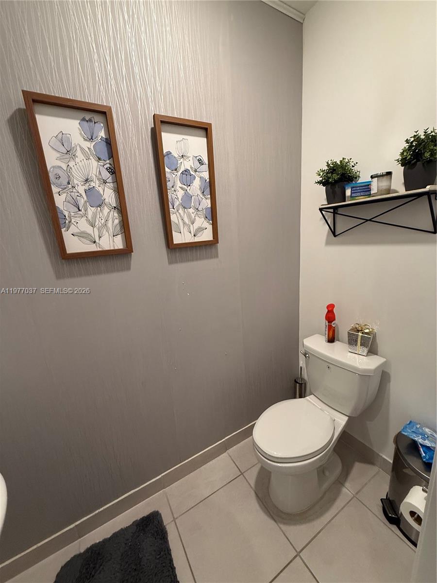 25216 Southwest 108th Court Homestead, FL 33032 - Photo 8 of 36