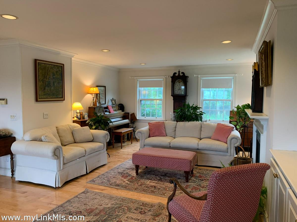 160 Madaket Road Nantucket, MA 02554 - Photo 11 of 58