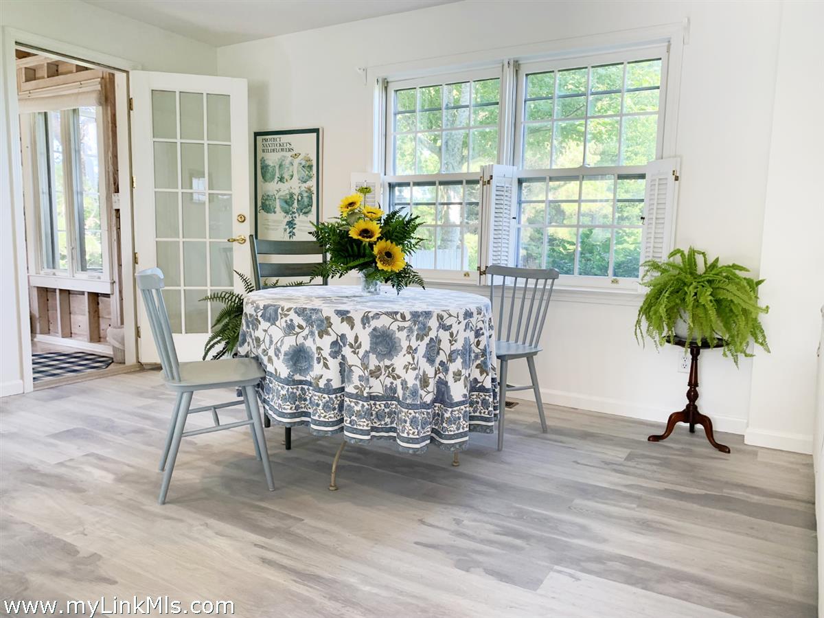 160 Madaket Road Nantucket, MA 02554 - Photo 41 of 58 Guesthouse Dining Area