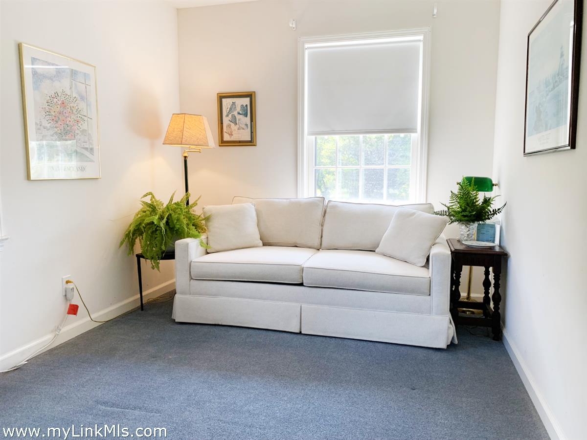 160 Madaket Road Nantucket, MA 02554 - Photo 44 of 58 Guesthouse Den 1st floor