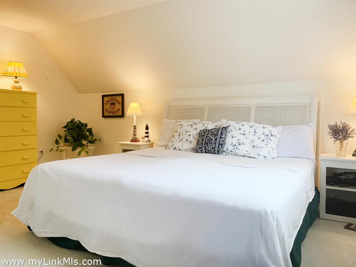 160 Madaket Road Nantucket, MA 02554 - Photo 47 of 58 Guesthouse Bdrm 1 2nd Floor