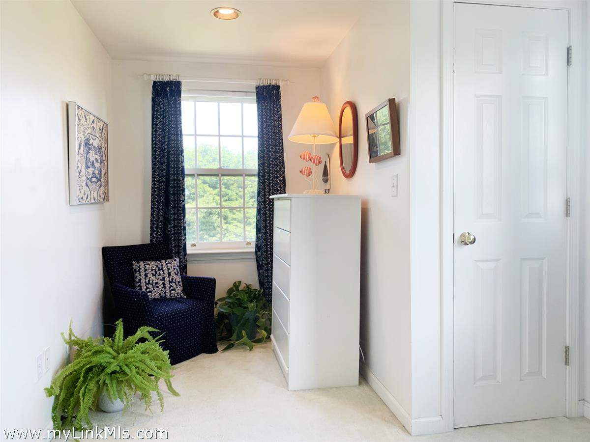 160 Madaket Road Nantucket, MA 02554 - Photo 51 of 58 Guesthouse Guesthouse Bdrm 2 2nd Floor sitting area in bedroom