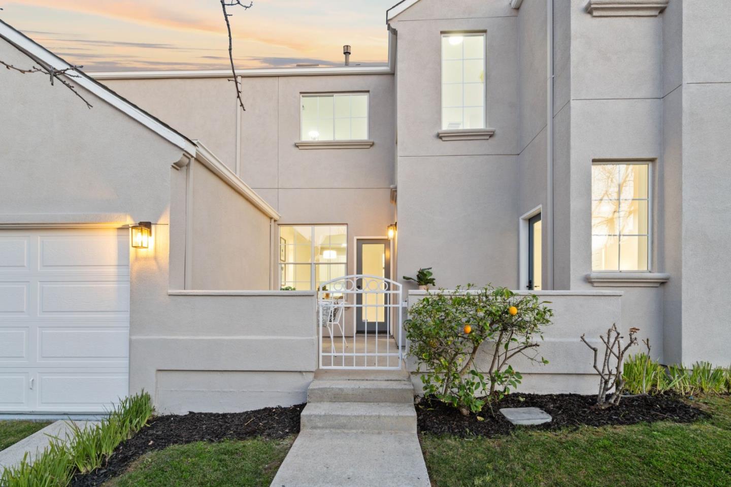 107 Beacon Street Mountain View, CA 94040 - Photo 37 of 55 a front view of a house with garden