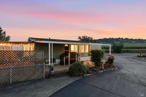 $322,000 | 156 Bear Flag Road, Sonoma, CA 95476
