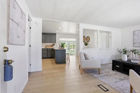 $322,000 | 156 Bear Flag Road, Sonoma, CA 95476