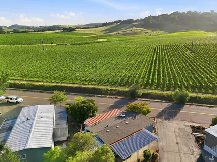 $322,000 | 156 Bear Flag Road, Sonoma, CA 95476