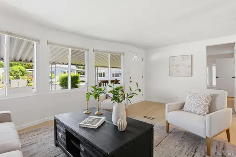 $322,000 | 156 Bear Flag Road, Sonoma, CA 95476