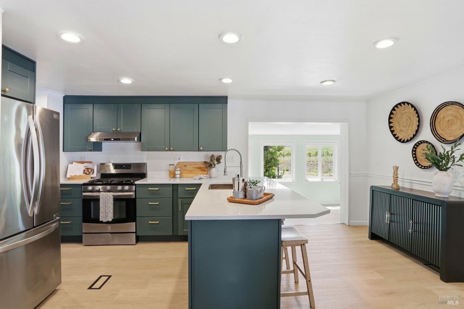 156 Bear Flag Road Sonoma, CA 95476 - Photo 9 of 61