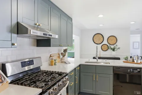 $322,000 | 156 Bear Flag Road, Sonoma, CA 95476
