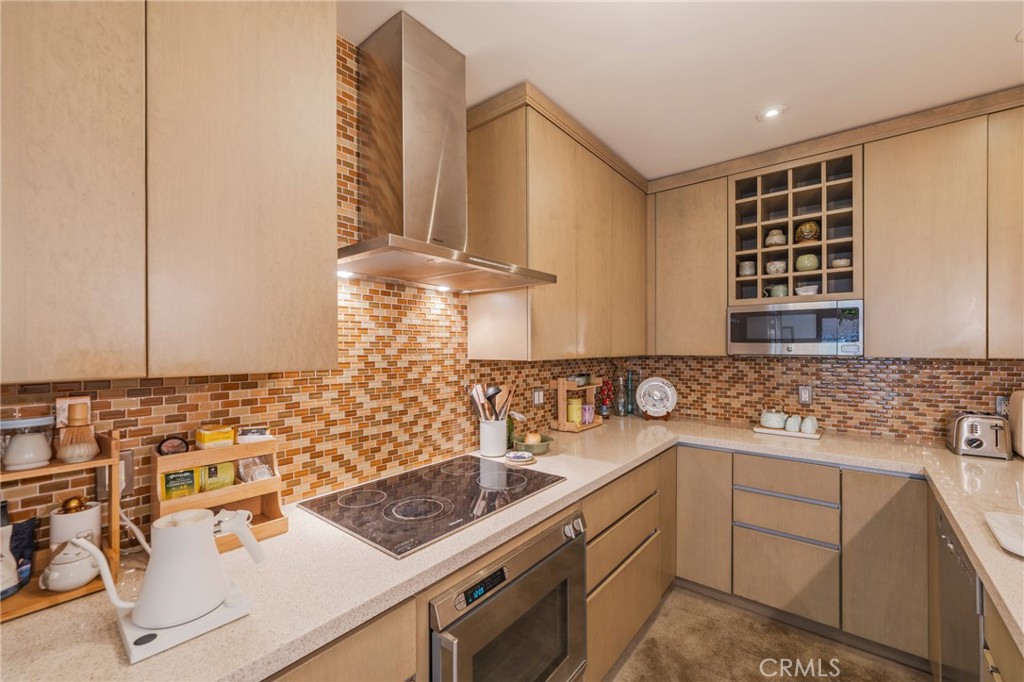 8710 Delgany Avenue, Unit 3 Playa del Rey, CA 90293 - Photo 12 of 34