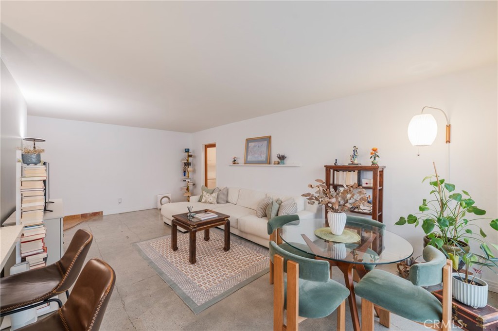 8710 Delgany Avenue, Unit 3 Playa del Rey, CA 90293 - Photo 19 of 34 a view of a livingroom with furniture and a table