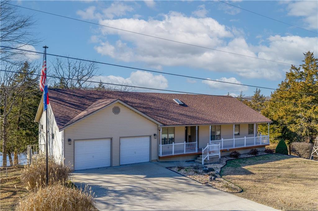 32291 Barclay Loop Warsaw, MO 65355 - Photo 4 of 65