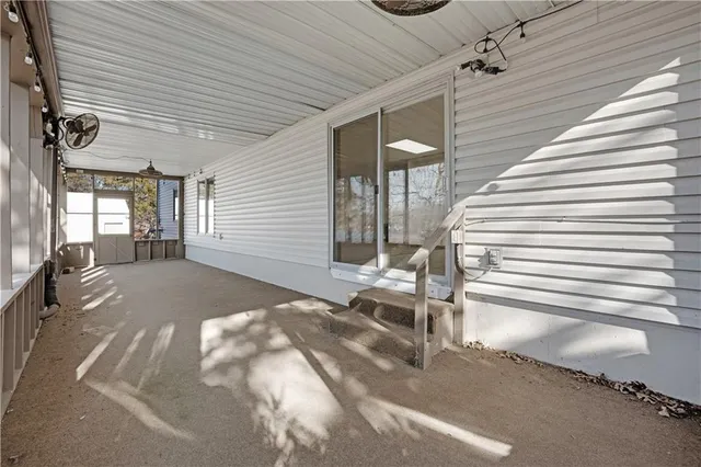 $415,000 | 32291 Barclay Loop, Warsaw, MO 65355