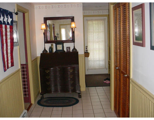 34 College Road Burlington, MA 01803 - Photo 12 of 17 Gallery Image 12