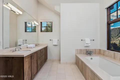 $5,750,000 | 1855 Beard Creek Trail, Edwards, CO 81632