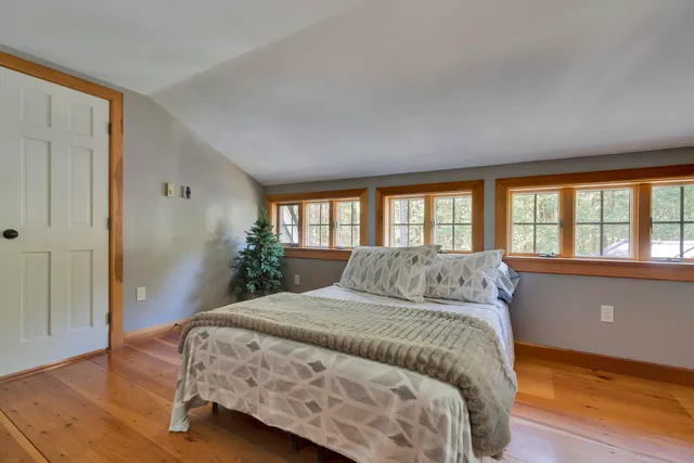 $798,000 | 10 Pine Mountain Road, York, ME 03902