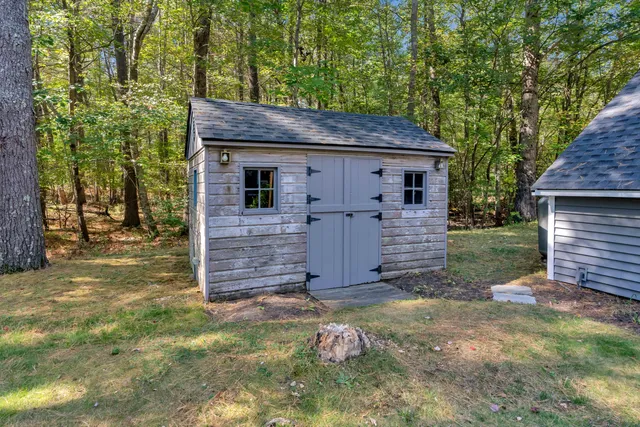 $798,000 | 10 Pine Mountain Road, York, ME 03902