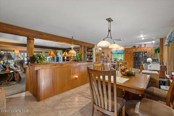 $734,900 | 182 Fern Lane, Cocolalla, ID 83813