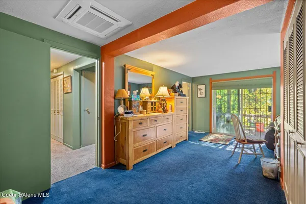 $734,900 | 182 Fern Lane, Cocolalla, ID 83813