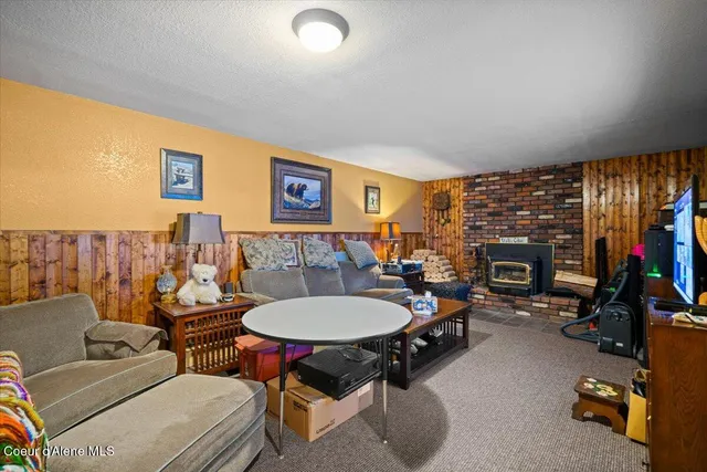 $759,000 | 182 Fern Lane, Cocolalla, ID 83813