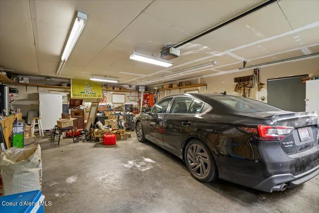 $759,000 | 182 Fern Lane, Cocolalla, ID 83813