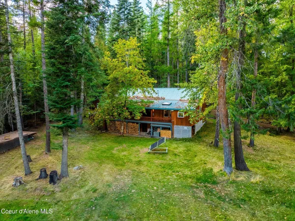 $734,900 | 182 Fern Lane, Cocolalla, ID 83813