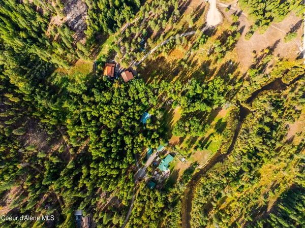 $734,900 | 182 Fern Lane, Cocolalla, ID 83813