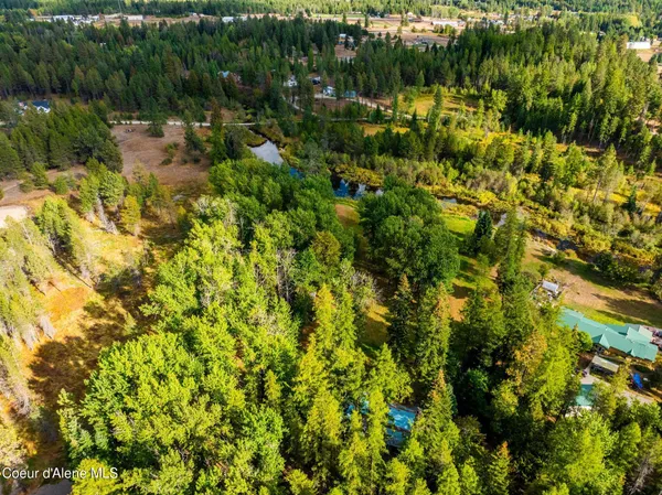 $734,900 | 182 Fern Lane, Cocolalla, ID 83813