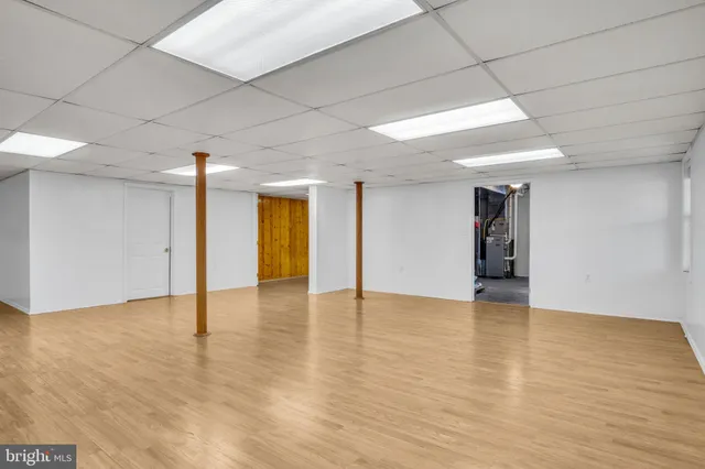 a view of a room with an empty space