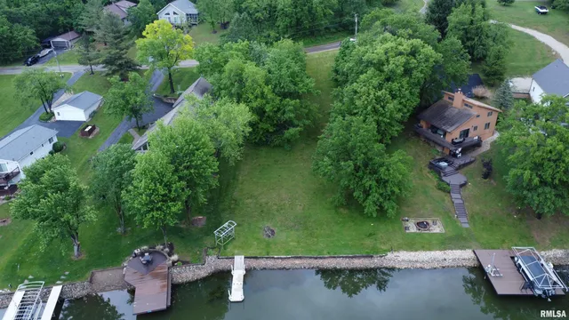 $315,000 | 128 Lakecrest Place, Dahinda, IL 61428