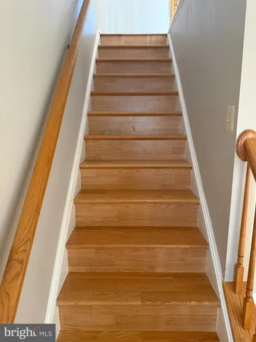 $3,200 | 4029 Dogberry Lane, Fairfax, VA 22033