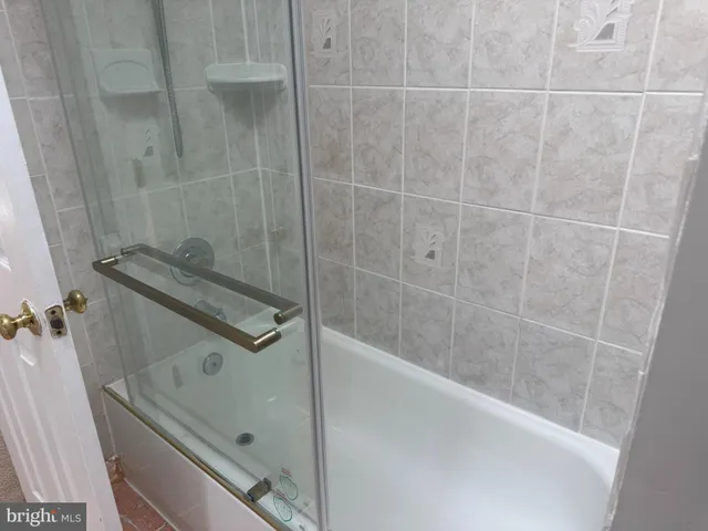 $3,200 | 4029 Dogberry Lane, Fairfax, VA 22033