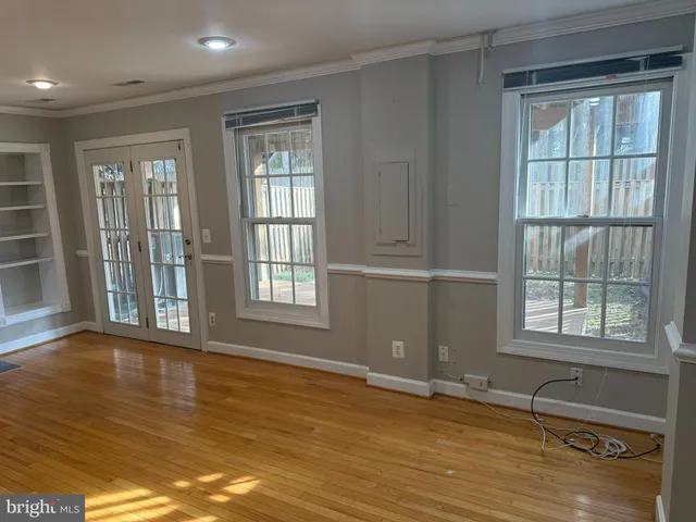 $3,200 | 4029 Dogberry Lane, Fairfax, VA 22033