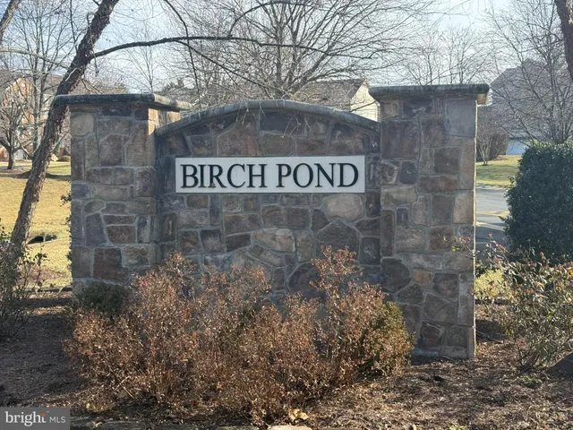 $3,200 | 4029 Dogberry Lane, Fairfax, VA 22033