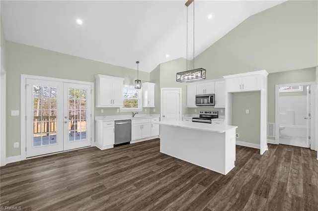 $274,500 | 1923 South Avenue, Eden, NC 27288