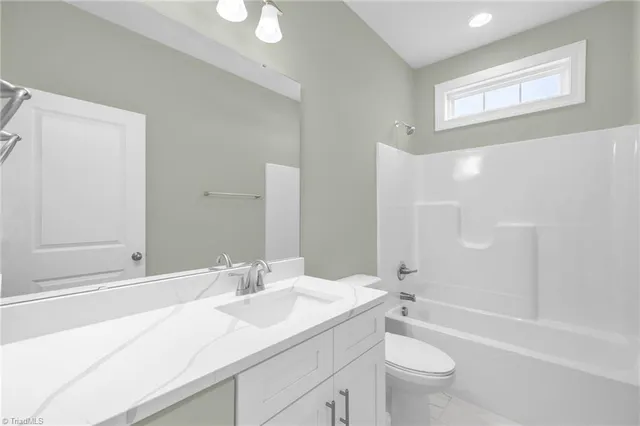 $274,500 | 1923 South Avenue, Eden, NC 27288