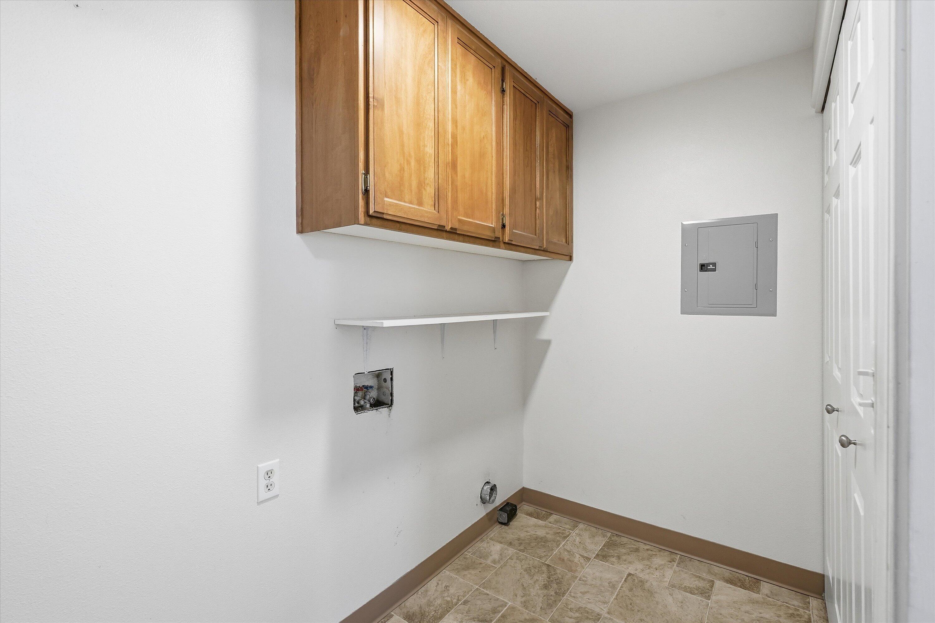 512 Village Drive Central Point, OR 97502 - Photo 14 of 23