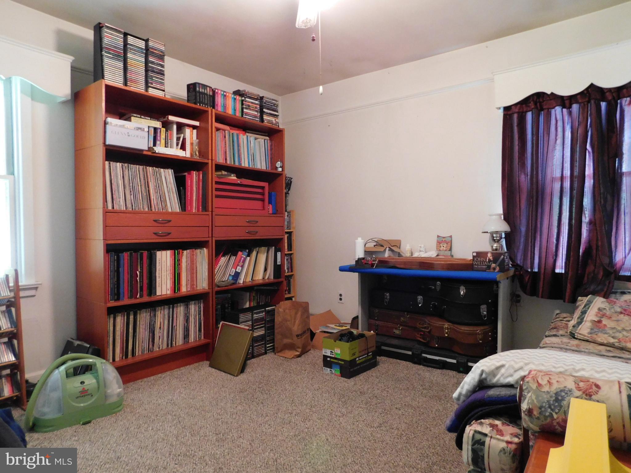 11807 Clearview Road Hagerstown, MD 21742 - Photo 6 of 18 Bedroom 2