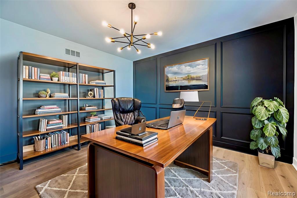 4101 Devon Road Royal Oak, MI 48073 - Photo 15 of 40 Gallery Image 15
