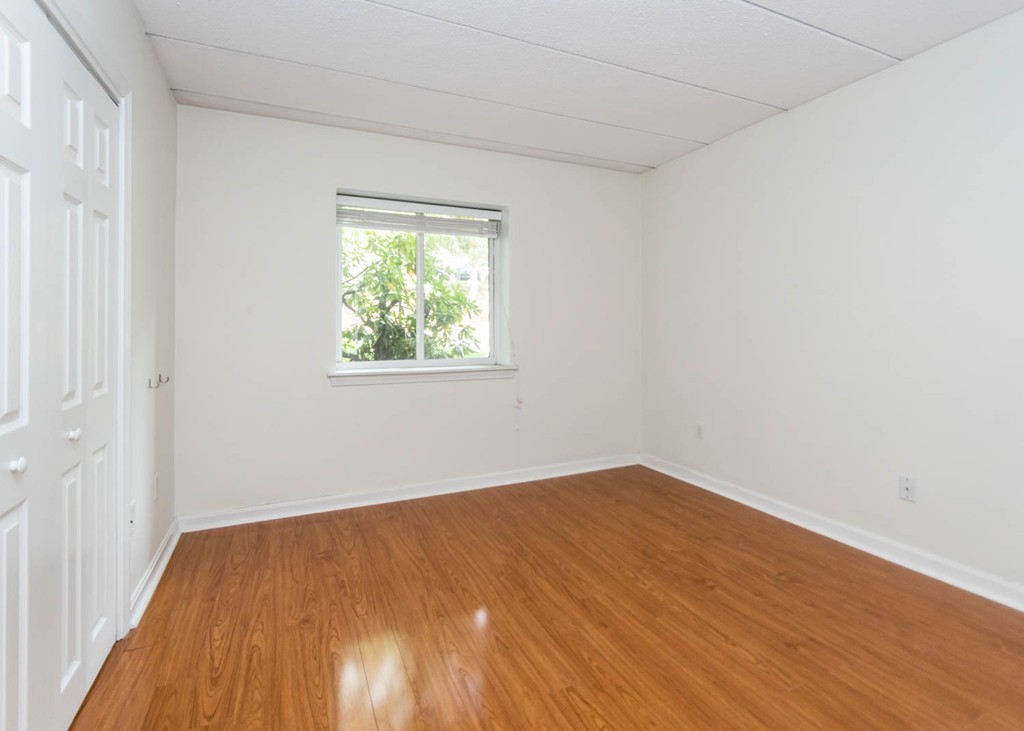 47 Angleside Road, Unit 2 Waltham, MA 02453 - Photo 10 of 18 Gallery Image 10