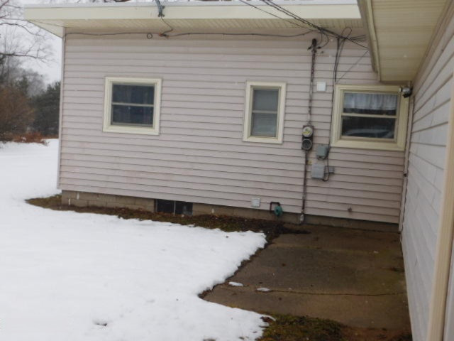 8613 East Loop Road Hesperia, MI 49421 - Photo 4 of 29 DSCN1312