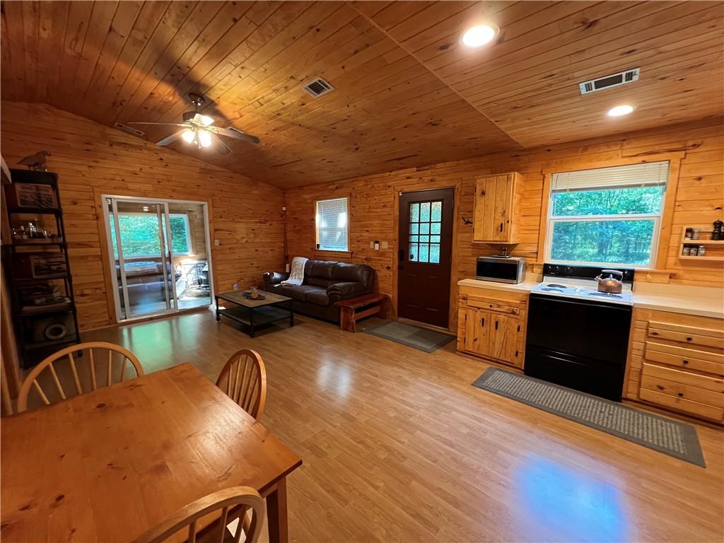 311 Red Line Road Kennerdell, PA 16374 - Photo 4 of 19 Gallery Image 4