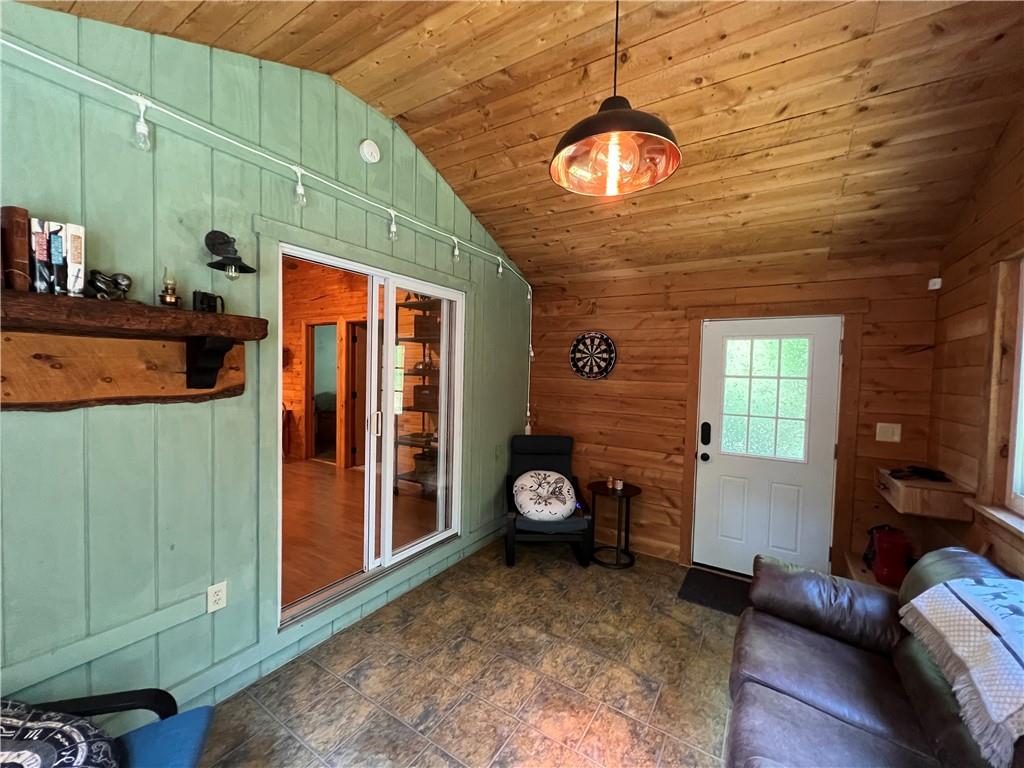 311 Red Line Road Kennerdell, PA 16374 - Photo 9 of 19 Gallery Image 9