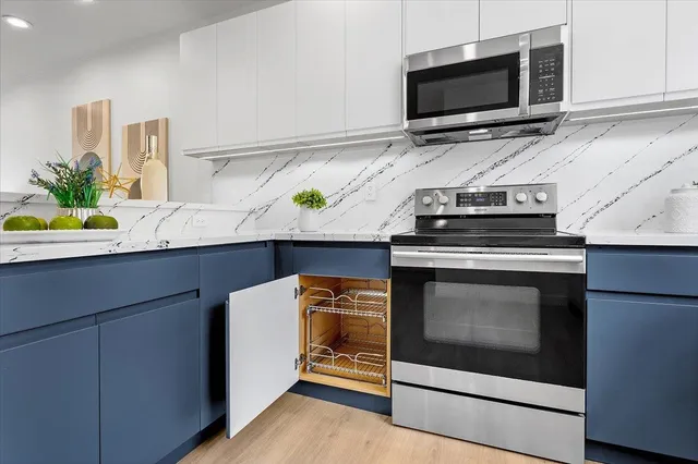 $1,049,000 | 1690 Civic Center Drive, Unit 402, Santa Clara, CA 95050