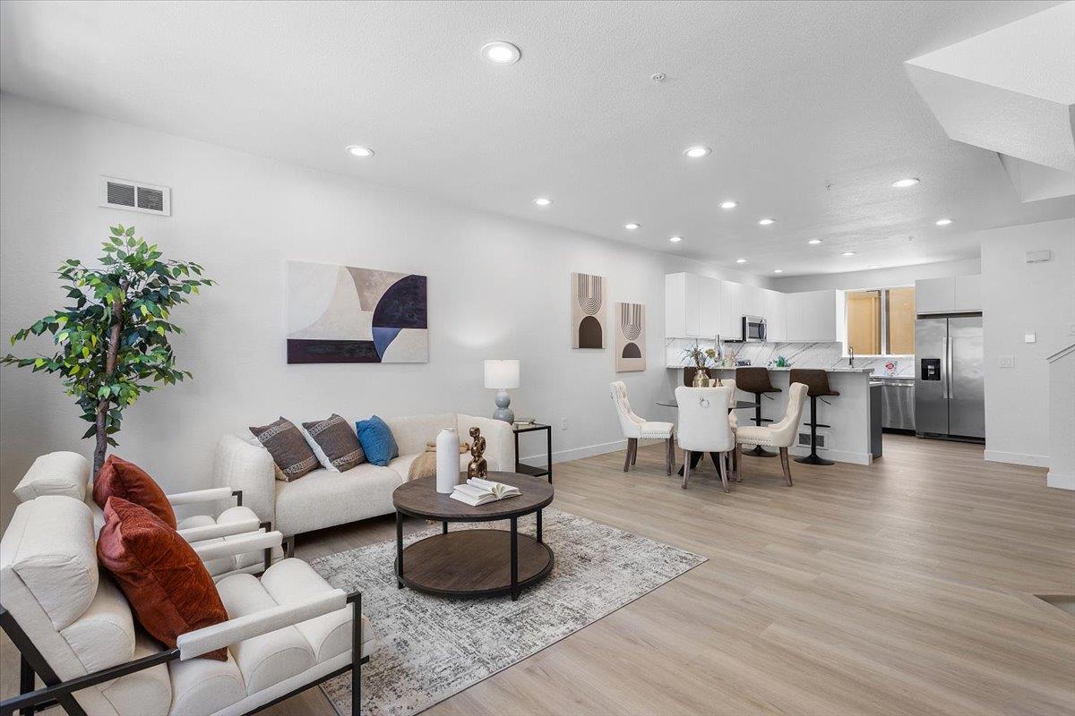 1690 Civic Center Drive, Unit 402 Santa Clara, CA 95050 - Photo 6 of 38