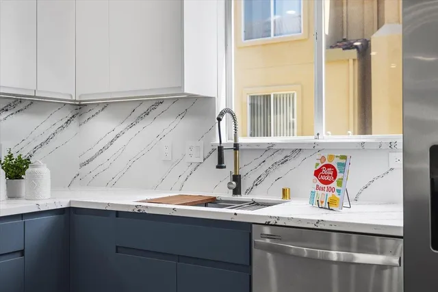 $1,049,000 | 1690 Civic Center Drive, Unit 402, Santa Clara, CA 95050