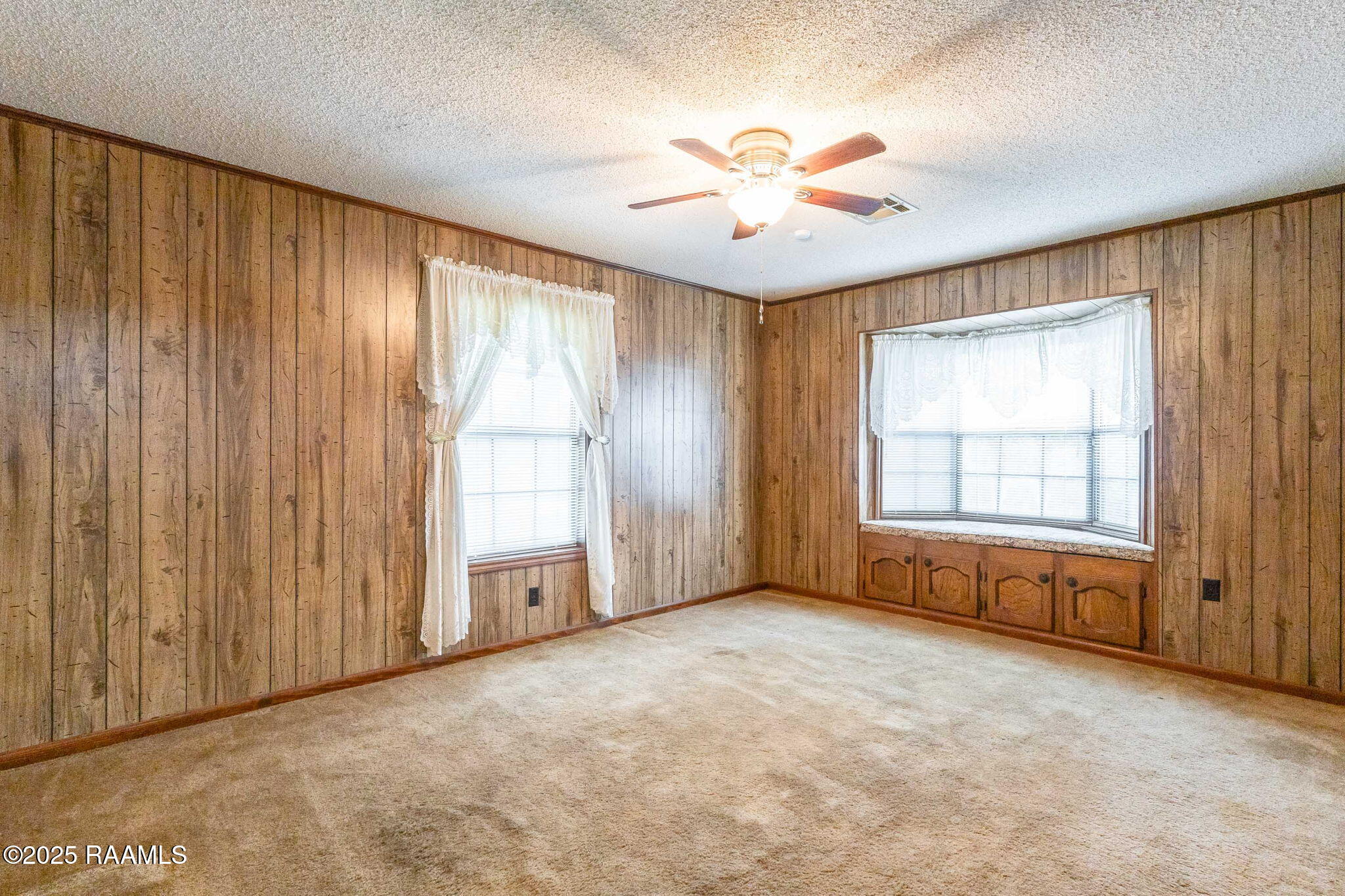 128 Crestview Drive Opelousas, LA 70570 - Photo 11 of 26 12-web-or-mls-128 crestview-12